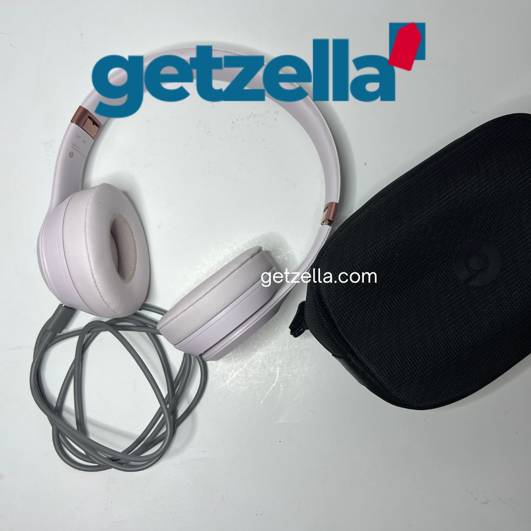 Solo 4 used headphones 1